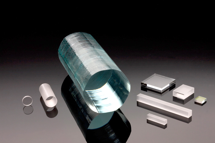 イッテルビウムドープイットリウムアルミニウムガーネット Yb:YAG レーザー結晶 カスタマイズ可能